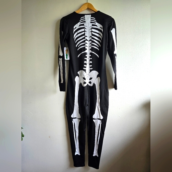 NWT! Tipsy Elves, Skeleton Bodysuit Costume, Black/White, Size Medium -$79.95 - Picture 8 of 13